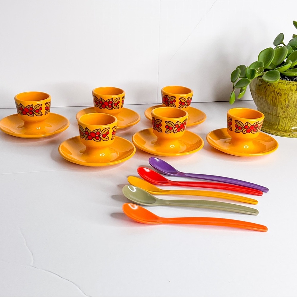 MID CENTURY MODERN German Egg Cup Holders - Scandinavian Design - Set Of 6 - NIB